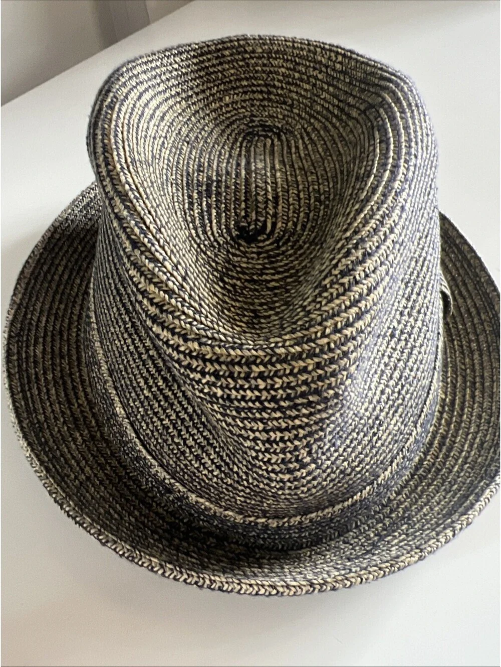 Country Gentleman mens hat Blue and white Classic look